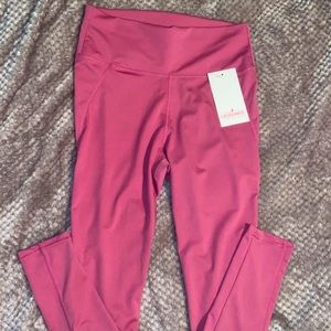 Women’s athletic leggings